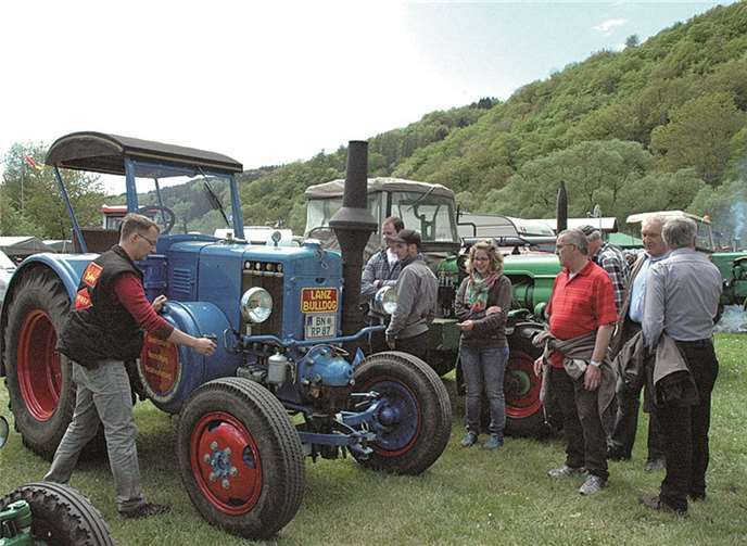 Der Lanz Bulldog wurde vorgeglüht. UM