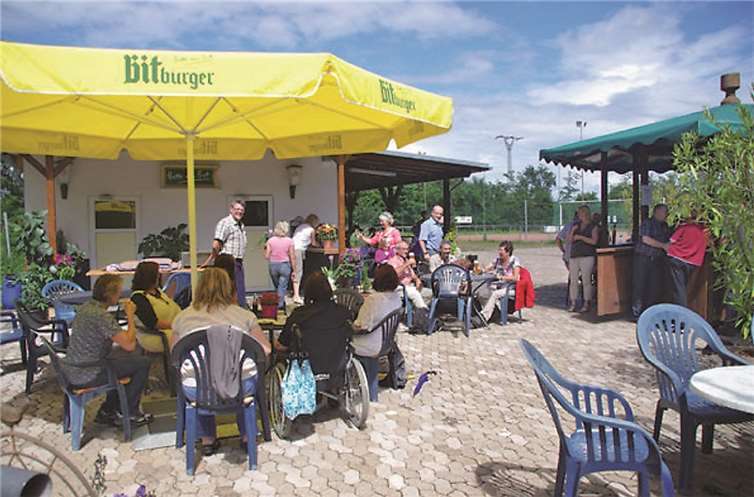 Der Lehmener Biergarten ist gerüstet.privat