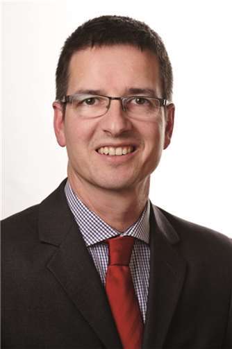 Der Lehmener Christoph Stoffel wird sich um das Amt des Bürgermeisters der neu geschaffenen Verbandsgemeinde Rhein-Mosel bewerben. privat