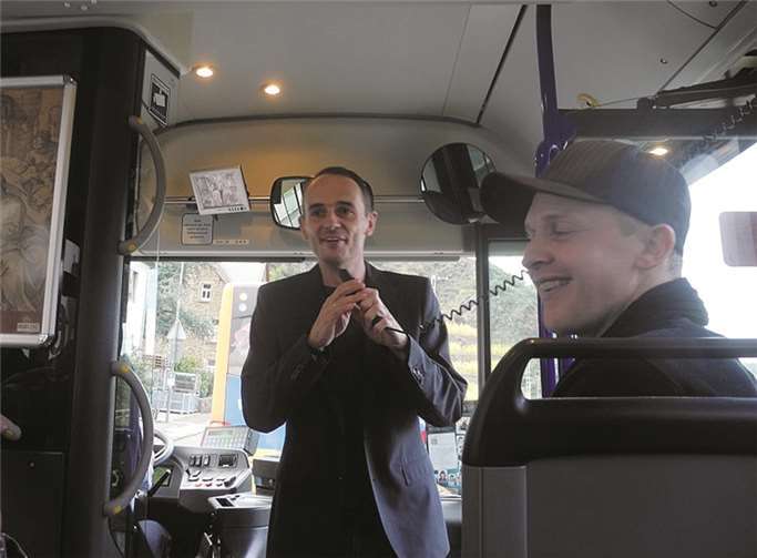 Der Lehmener Schriftsteller Stefan Gemmel sowie Regisseur Frank Eller gingen mit „auf Tour“.privat