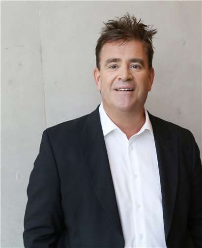 Der Leiter des Ensembles Michael Oman. Foto: Reinhard Winkler