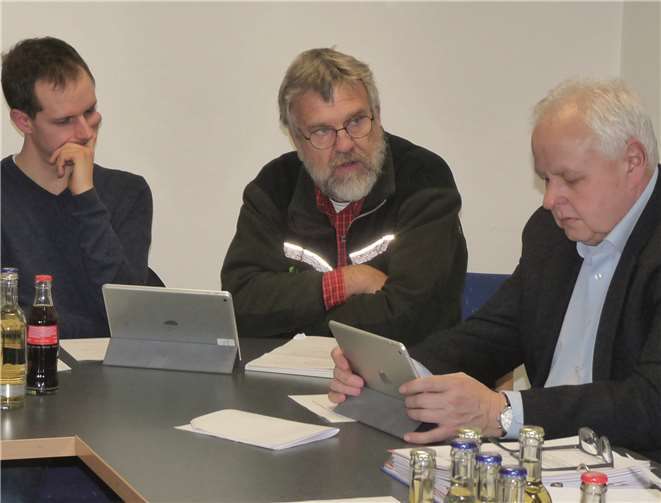 Der Leiter des Forstamtes Ahrweiler, Bolko Haase erläuterte den Forstwirtschaftsplan für die Haushaltsjahre 2019/2020.