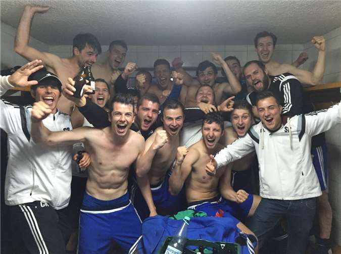 Der Ligaerhalt ist geschafft: Freude pur bei der SG Bremm. LS