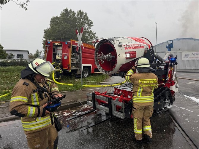 Der Löschroboter TAF 60: Hightech im Einsatz.