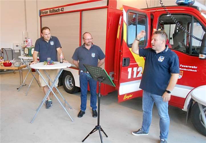 Der Löschzug Roßbach/Wied verabschiedete sein langjähriges Mitglied Berthold Beck.Foto: privat