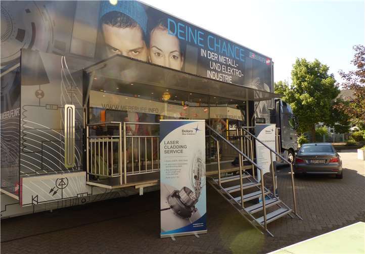 Der M+E-InfoTruck bot Berufsorientierung auf zwei Etagen. privat