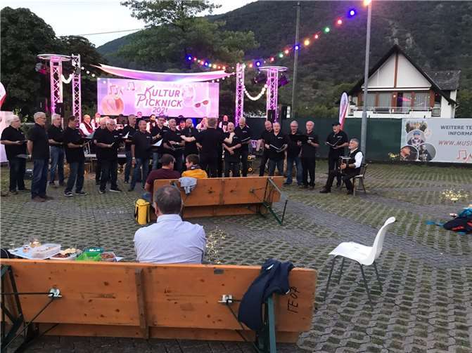 Der MGV Löf beim Kultur Picknick des Musikvereins Löf.Foto: privat