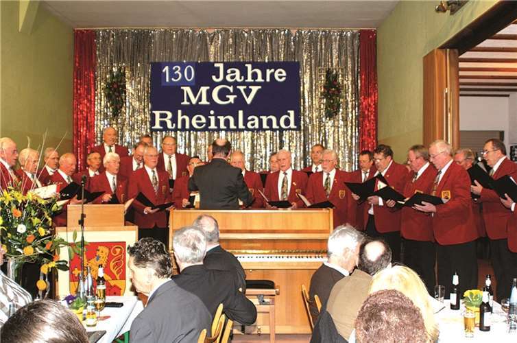 Der MGV Rheinland Weiterburg beim Jubiläumskonzert.Privat