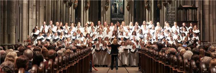 Der Mädchenchor an Kölner Dom unter der Leitung von Domkantor Oliver Sperling wird beim Jubiläumskonzert in Ollheim den Vokalpart bestreiten. Bernhard Walterscheid