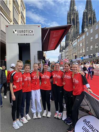 Der Mädchenstaffel 1 gelang es, ihren Titel vom Vorjahr zu verteidigen.  Foto: E. Krautz