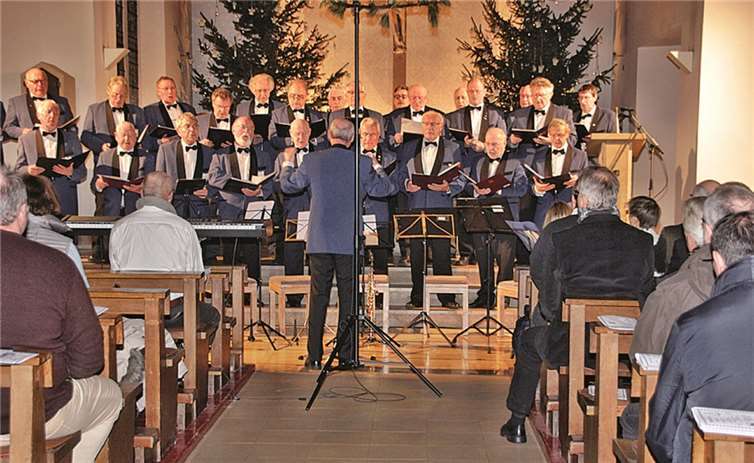 Der Männer-Gesangverein Wormersdorf lud zum nachweihnachtlichen Konzert in die Kirche St. Martin. Stein