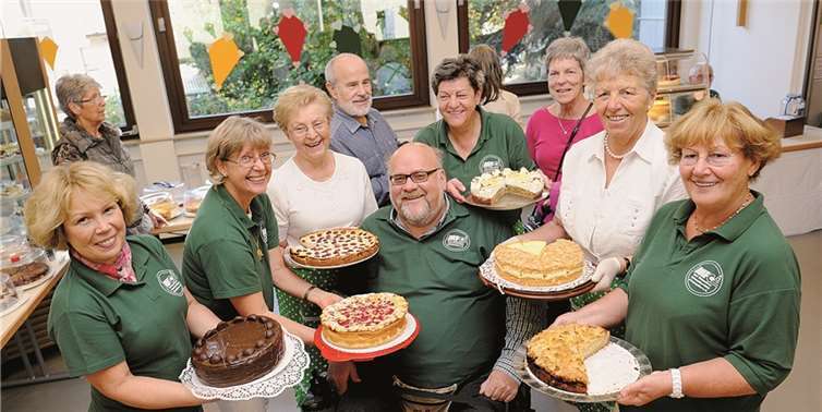 Der Männer- und Frauenchor Bad Neuenahr (MFC) hatte wieder zum traditionellen Kuchenfest eingeladen. FIX
