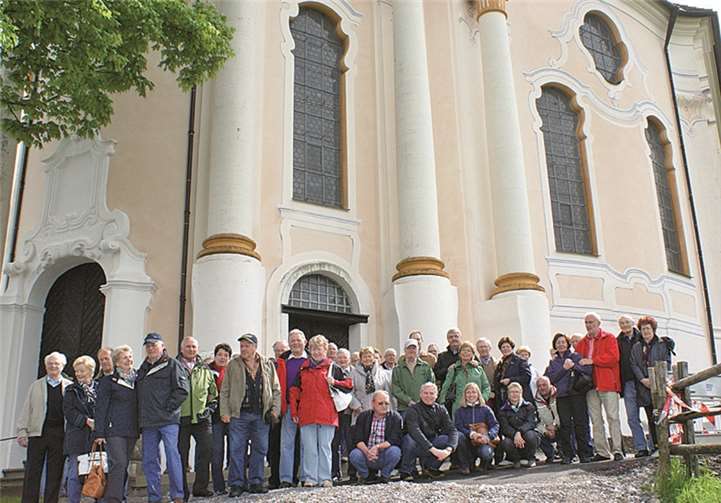 Der Männerchor Kobern-Gondorf trotze auf der diesjährigen Vereinsfahrt mit guter Laune dem schlechten Wetter.  privat