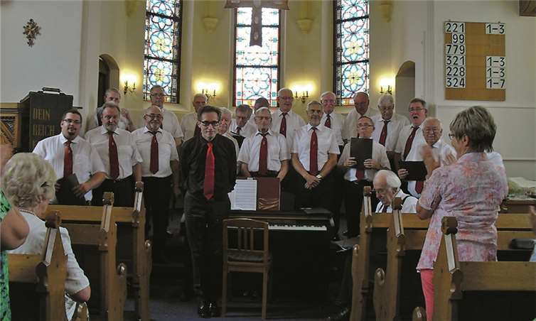 Der Männerchor Mendig beim Konzert "Musik in der Kirche" in der evangelischen Kirche. privat