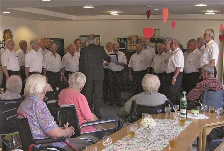 Der Männergesangsverein Ahrweiler zeigte im Altenheim St. Maria-Josef sein Können. Privat