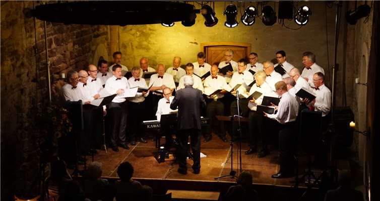 Der Männergesangsverein wird sein Publikum auf das kommende Weihnachtsfest einstimmen. Privat