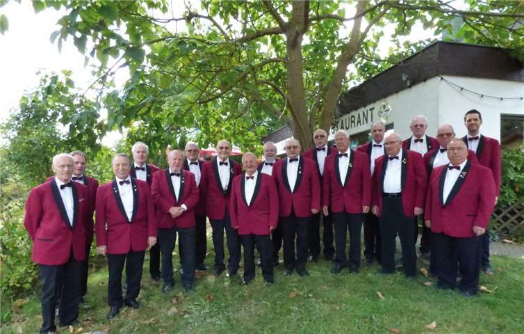 Der Männergesangverein 1923/74 St. Katharinen e.V. feiert sein Jubiläum. privat