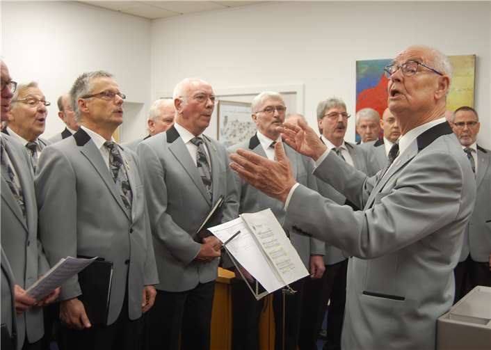 Der Männergesangverein Trimbs gab einige Lieder zum Besten.