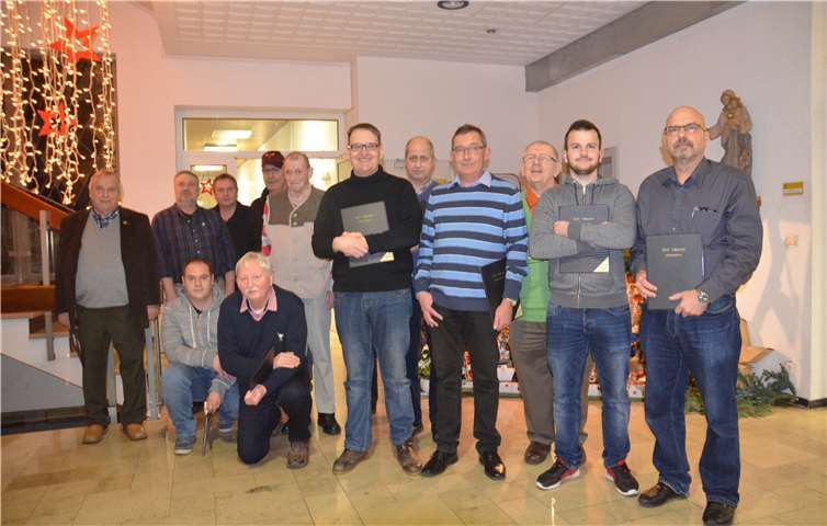 Der Männergesangverein sorgte mit seinen Vorträgen für eine weihnachtliche Stimmung. Privat