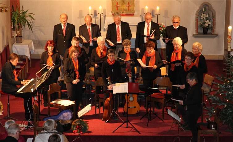 Der Mandolinen- und Quartettverein „Ahrperle“ Heppingen eV gab ein weihnachtliches Konzert in der Pfarrkirche „St. Martin“ in Heppingen. Foto: privat