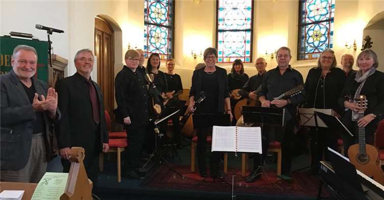 Der Mandolinenclub stellte ein imposantes Konzert vor. privat