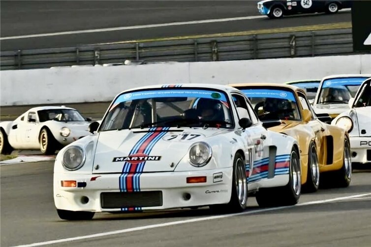 Der Martini Porsche Carrera RSR Gruppe 4 mit dem André Kunkel und Michael Funke in der FHR Historic Championship ‚81 an den Start gehen.