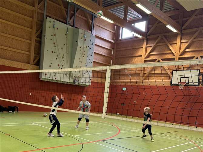 Der Meckenheimer Sportverein bietet in den Herbstferien ein Volleyballcamp für sportbegeisterte Jungen des Jahrgangs 2015 und jünger an. Foto: privat