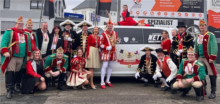 Der Mendiger Prinz und der gesamte Hofstaat zeigten sich sehr dankbar für diese wichtige und nicht alltägliche Unterstützung. 