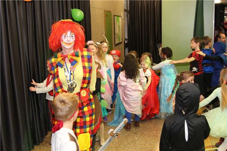 Der Merler Kinderkarneval findet am 4. Februar in der Gemeinschaftsgrundschule statt.  Foto: privat