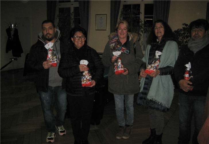 Der Migrationsbeirat hatte für Kinder von Flüchtlingen wieder Geschenktüten vorbereitet. privat