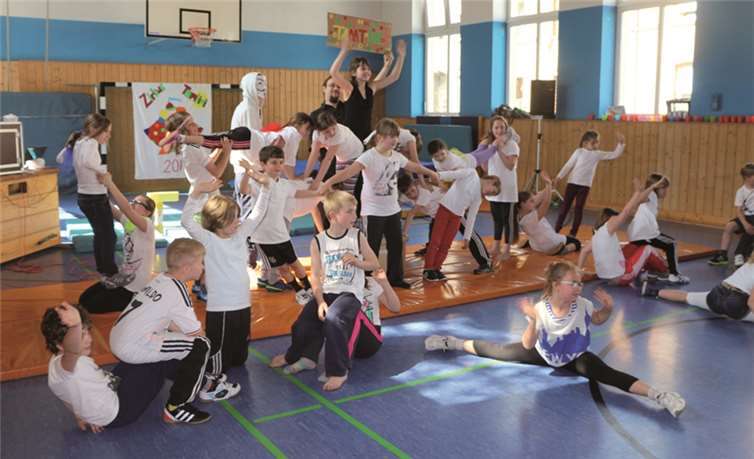 Der Mit-Mach-Zirkus „Tamtini“ begeisterte die jungen Teilnehmer. Stadt Mayen