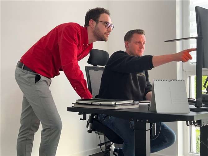 Der Mittelstand. BVMW e.V. ist die größte politisch unabhängige und branchenübergreifende Interessenvereinigung der kleinen und mittleren Unternehmen. Im Rahmen der Mittelstandsallianz vertritt der Dachverband BVMW politisch zudem mehr als 30 mittelständisch geprägte Verbände mit insgesamt 900.000 Mitgliedern. Weitere Informationen unter: www.bvmw.de. Foto: BVMW e.V.