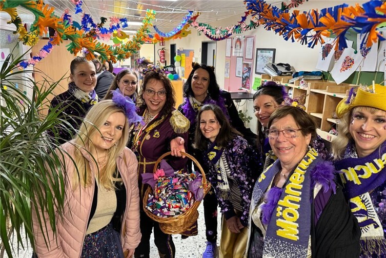 Der Möhnenclub Lieblich: Ein Karnevalsmärchen.