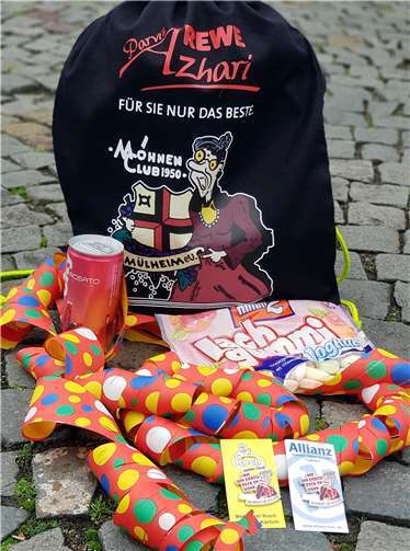 Der Möhnenrucksack bzw. „os Lachsäckelche“.