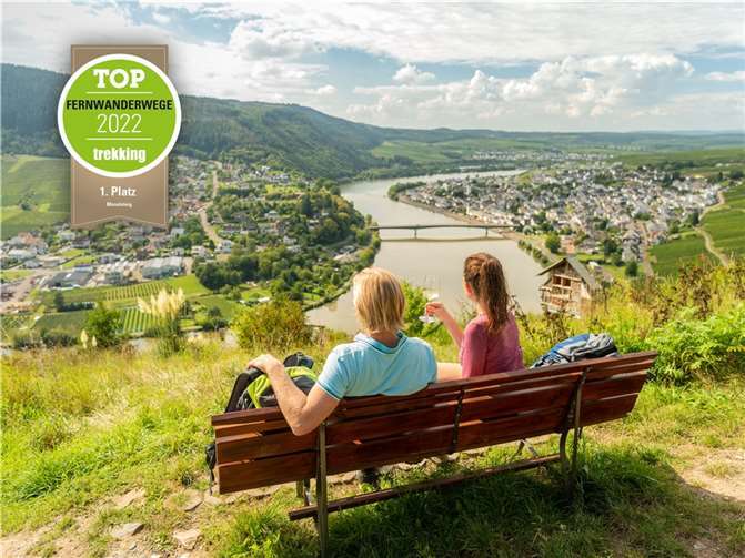 Der Moselsteig, Etappe 6 und 7, Blick vom Huxley Plateau auf Mehring. Copyright: Mosellandtouristik GmbH/Dominik Ketz