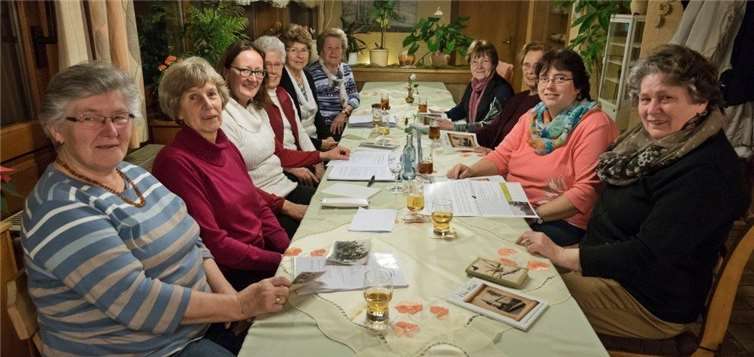 Der Mundartstammtisch hatte eine Menge Spaß.privat