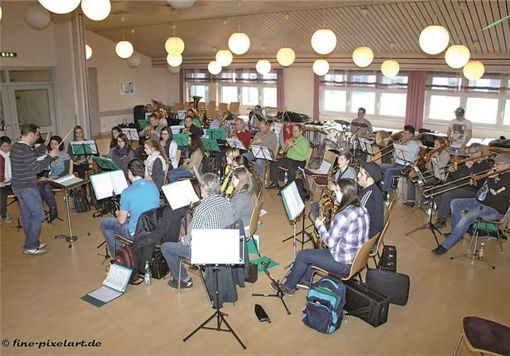 Der Musikverein 1949 Sayn e.V. und der Musikverein Stromberg e.V. haben sich in den letzten Wochen und Monaten intensiv auf ihr großes Gemeinschaftskonzert vorbereitet.fine-pixelart.de