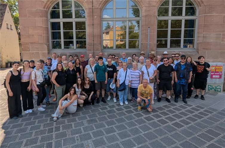 Der Musikverein Blau-Weiß Leutesdorf e.V. überwältig und geflasht von vielen Überraschungen.  Foto: privat