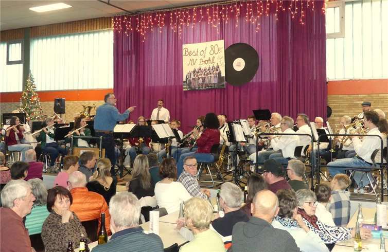 Der Musikverein Brohl bot mit der 36. Neuauflage seines Weihnachtskonzertes ein musikalisches Wintermärchen. Fotos: TE