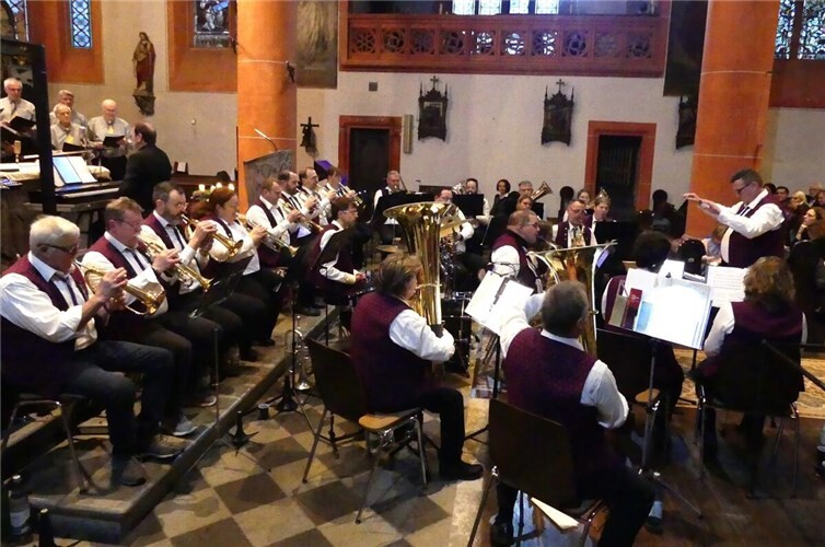 Der Musikverein Kail/Klotten erfreute beim Konzert mit schönen weihnachtlichen Beiträgen inklusive Friedensaufruf.