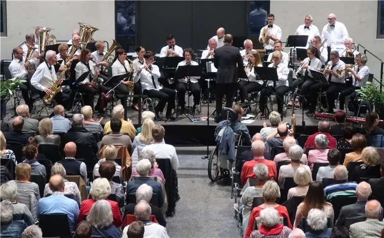 Der Musikverein Sayn bot den Zuhörern ein abwechslungsreiches Programm. Foto:privat