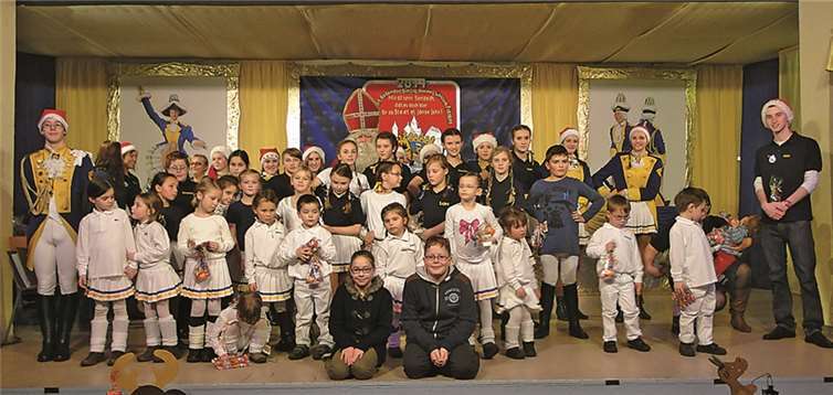 Der Nachwuchs der Närrischen Buben hatte viel Spaß auf der großen Bühne.privat