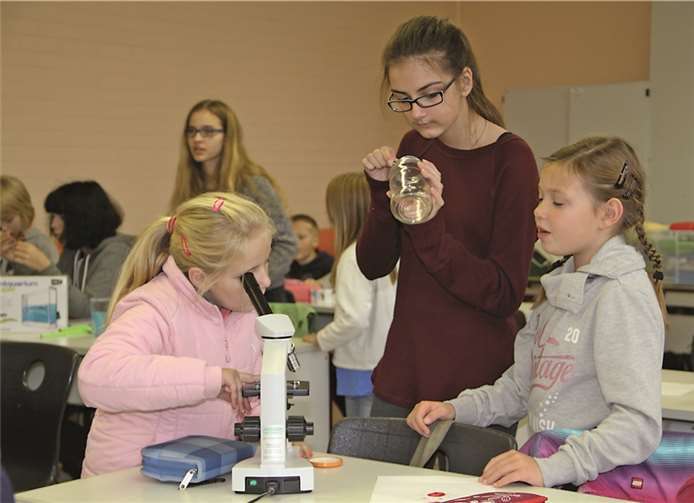 Der Nachwuchs konnte seinen eigenen naturwissenschaftlichen Interessen in einem projektgebundenen Unterricht nachgehen.