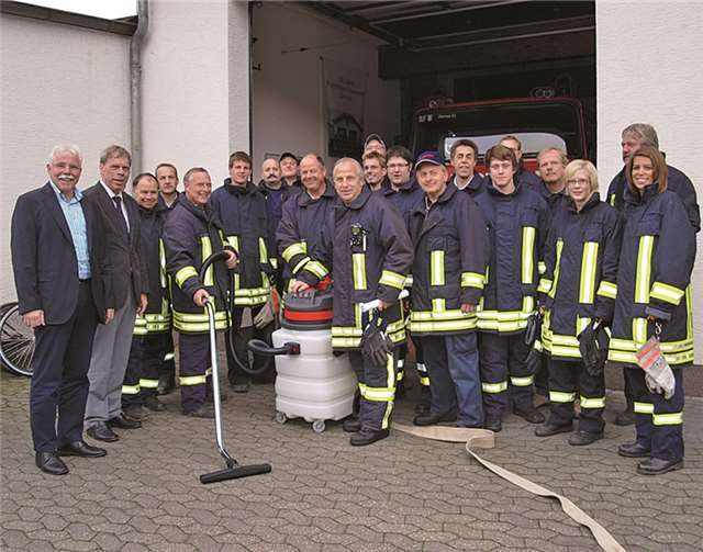 Der Nasssauger hat sich bei den Überschwemmungen bewährt. wite