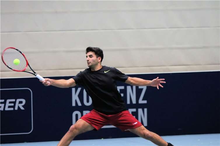 Der Neuwieder Benjamin Hassan lieferte sich gegen den Russen Teymuraz Gabashvili ein tolles Duell.