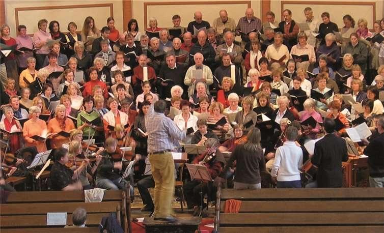 Der Neuwieder Konzertchor bei einer Probe. privat