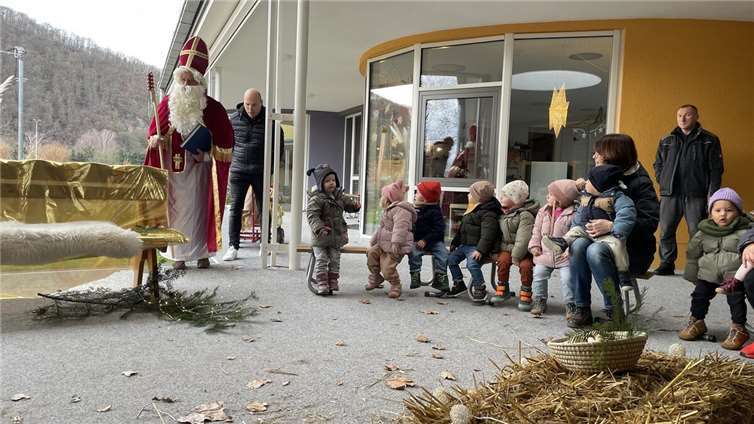 Der Nikolaus besuchte die Kinder in der Kita LahnEggs.  Foto: Kita LahnEggs