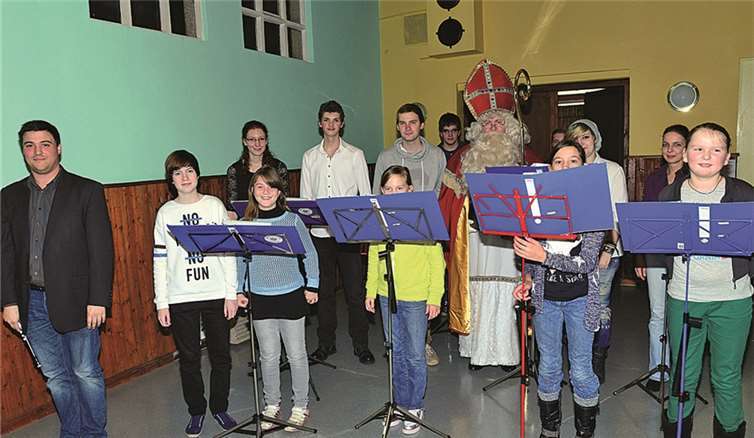 Der Nikolaus besuchte jüngst den Spielmannszug Freiweg. Privat