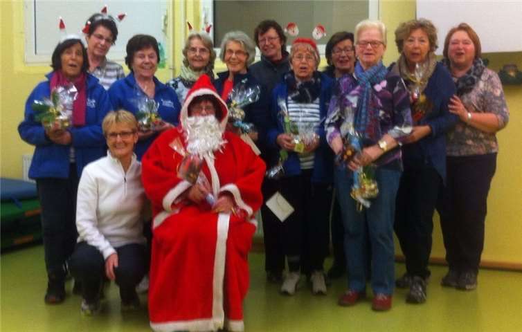 Der Nikolaus hatte für jede eifrige Sportlerin eine kleine Überraschung im Gepäck.privat