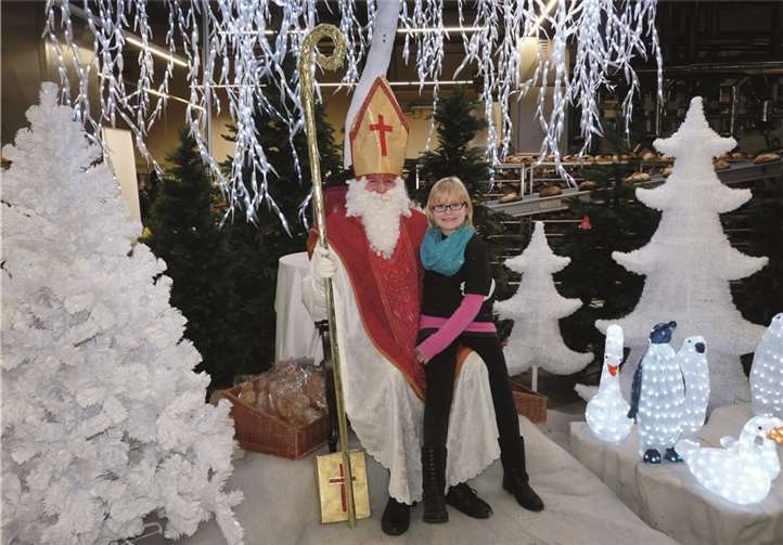 Der Nikolaus war den ganzen Tag allgegenwärtig und hatte für jedes Kind eine kleine Überraschung parat.